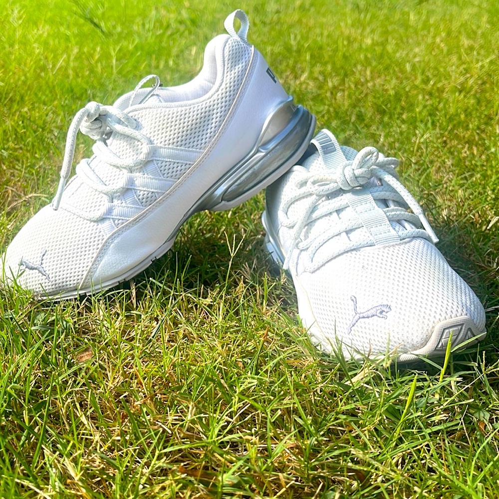 Puma white athletic shoes US women 6.5